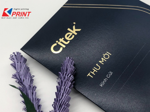 Các kỹ thuật gia công sau in cho thiệp tri ân khách hàng dịp lễ – sự kiện: ép kim, dập nổi, cắt laser, bo góc